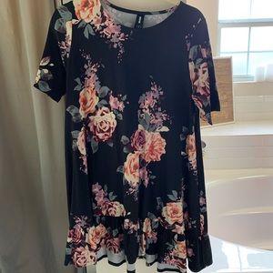 Agnes and Dora ruffle tunic